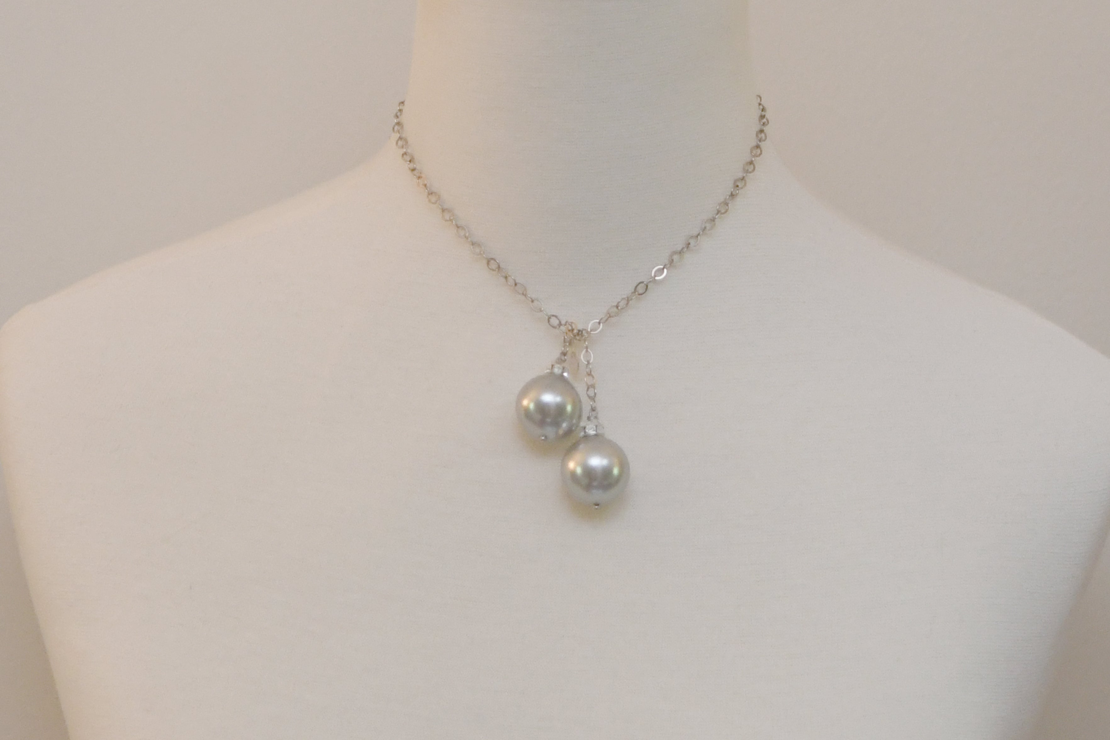 Pearl "Op" Lariat - 4 Colorways